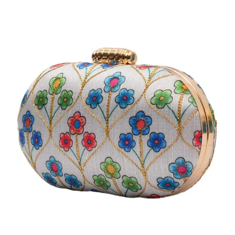 Artklim White Base Floral Clutch