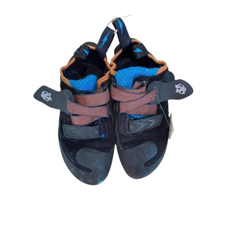 Evolv Kronos Rock Climbing Shoes Used Size 42