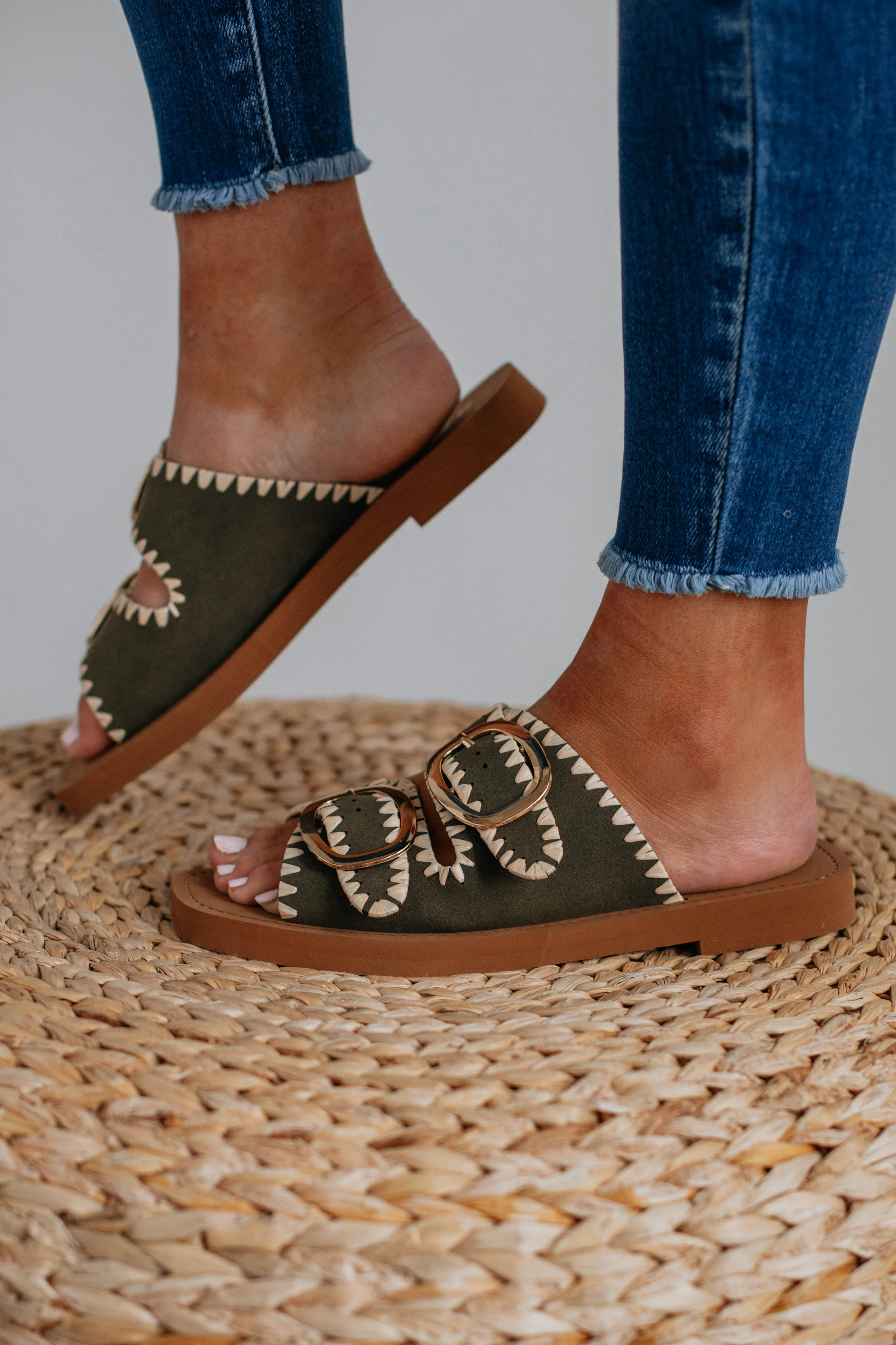 Going My Way Sandals - Olive