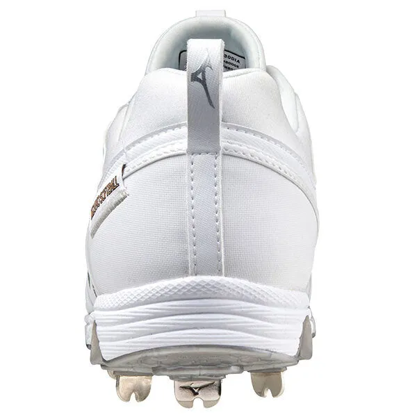 Mizuno 9-Spike Swift 7 Metal Adult Baseball/Softball Cleat - White/White