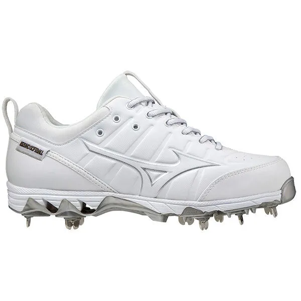 Mizuno 9-Spike Swift 7 Metal Adult Baseball/Softball Cleat - White/White