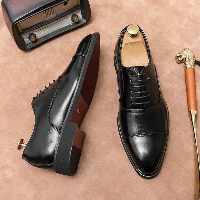 Solid Lace-Up Leather Brogue Shoes