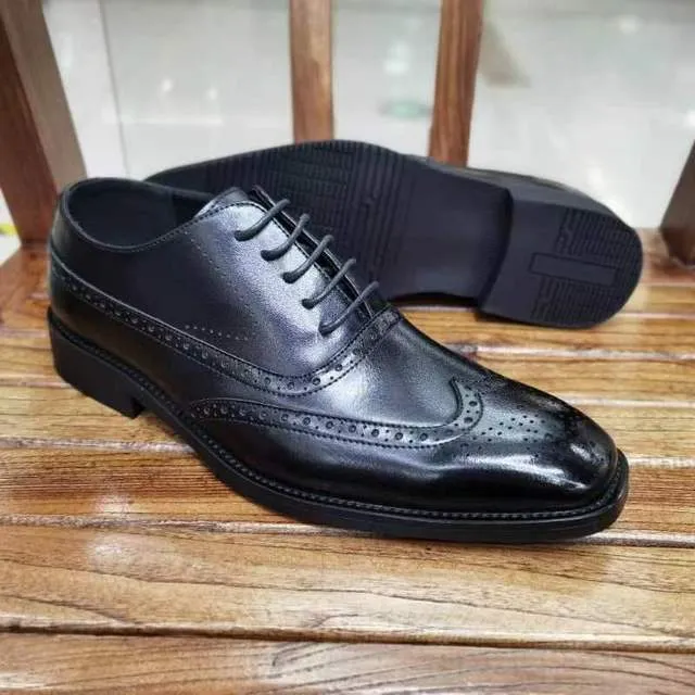 Solid Lace-Up Leather Brogue Shoes