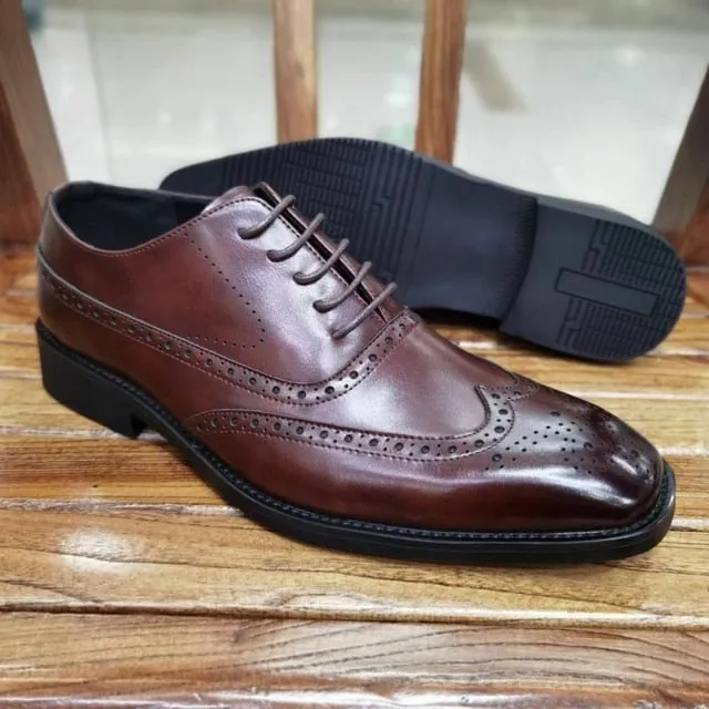 Solid Lace-Up Leather Brogue Shoes