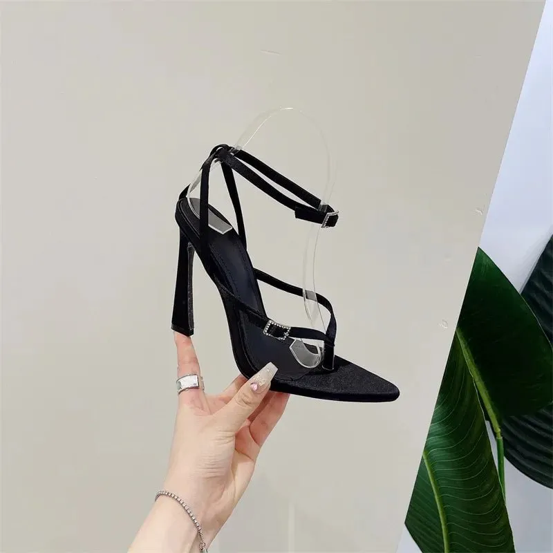 Women New Flip Flop Black Sandalias Mujer Rhinestone Stilettos Heels Dressing Shoes Ladies Sandals